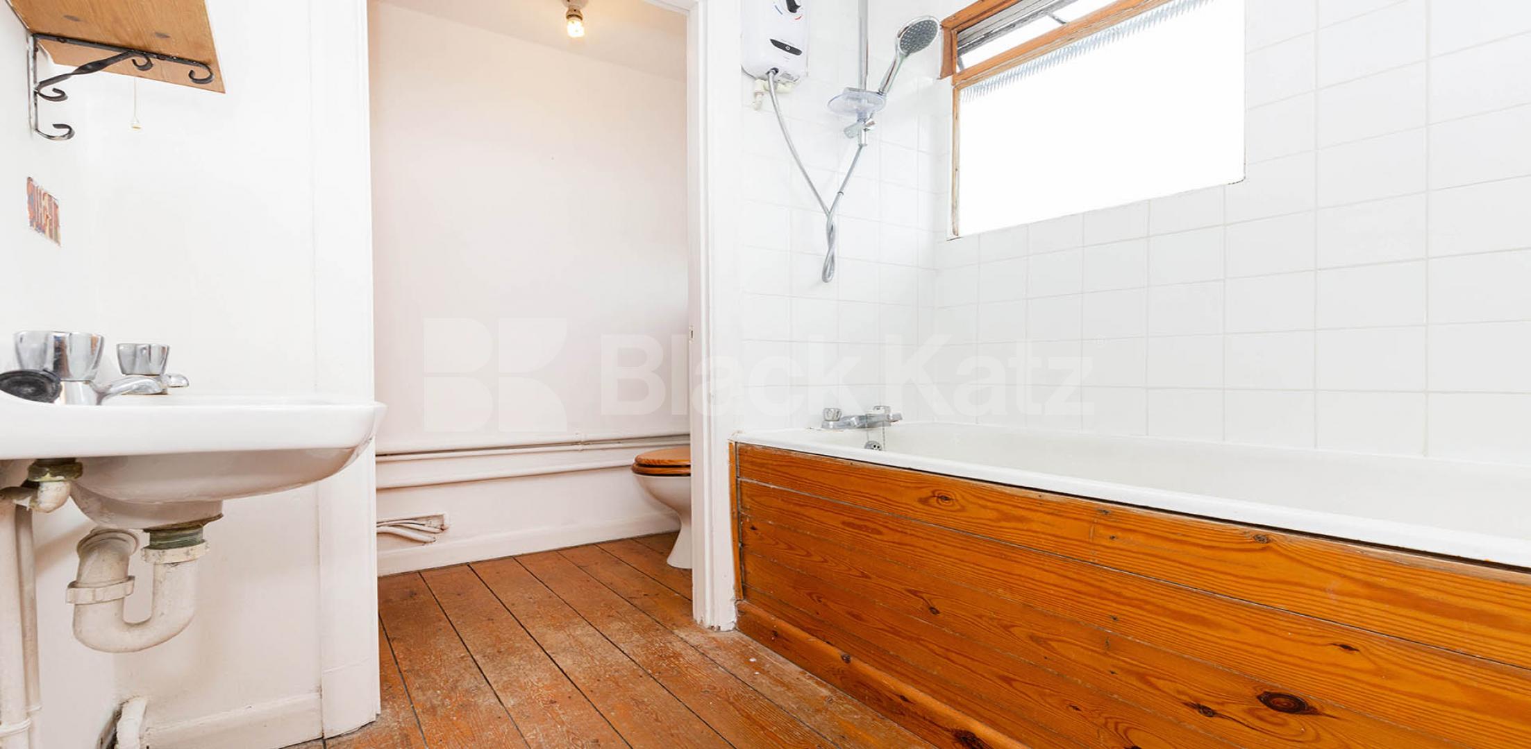 			1 Bedroom, 1 bath, 1 reception Flat			 Northolme Road, HIGHBURY-HIGHBURY FIELDS